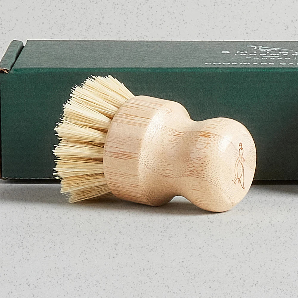 Smithey Ironware Cleaning & Care Kit - Thumbnail 5