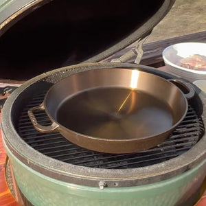 No. 14 Dual Handle Skillet - Cast Iron - Smithey Ironware
